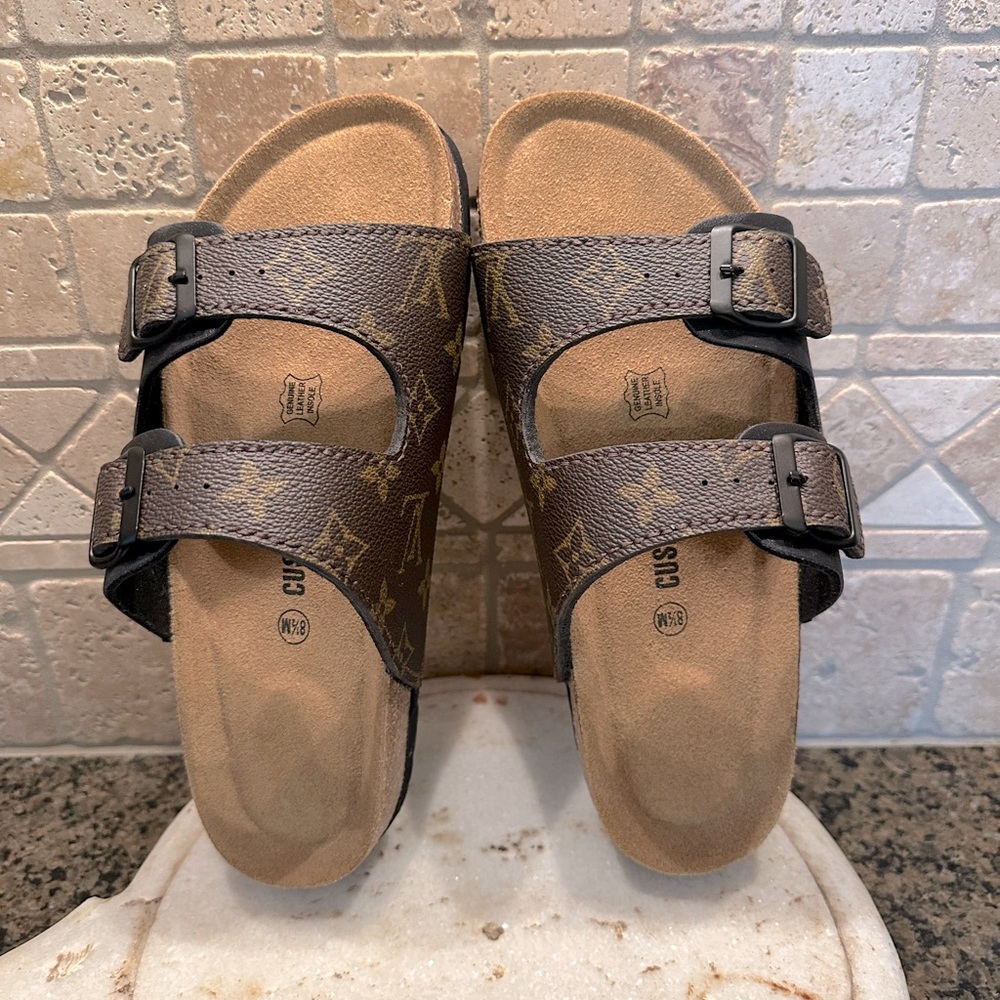 Handmade Leather Sandals - Picture 3 of 5